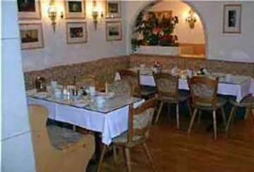 فندق Schwanstein شفانغو